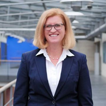 Prof. Dr. Daniela Cornelius